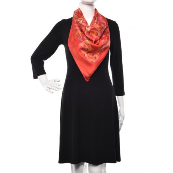 Louis Vuitton Silk Au Fil De Temps Scarf Red - Picture 3 of 7